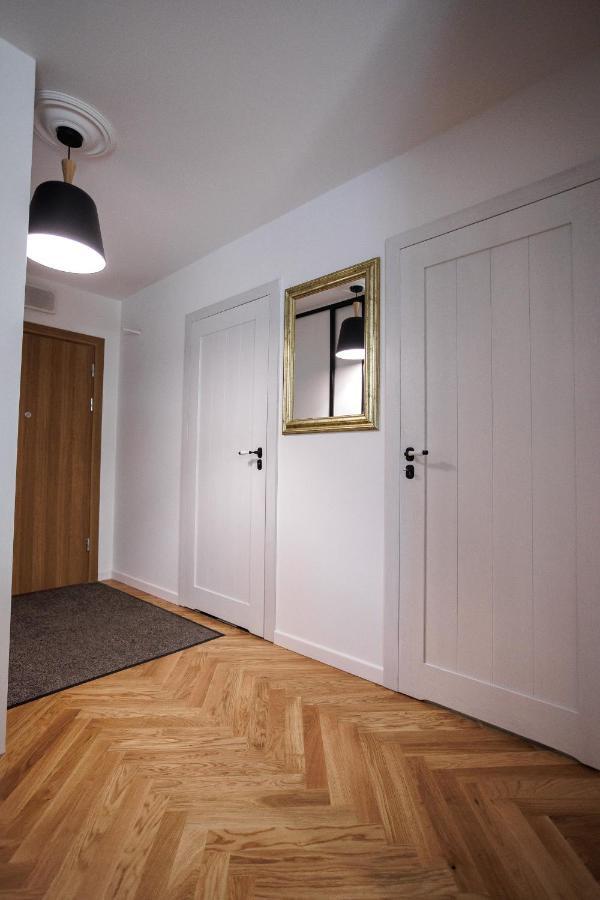 Art Apartamenty II Basen & Spa W Centrum Z Balkonem, Faktura Vat Lublin Bagian luar foto